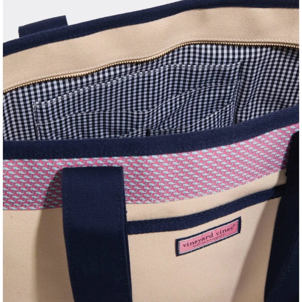 NWT Vineyard Vines Heritage Tie Silk Medium Tote - Picture 4 of 6